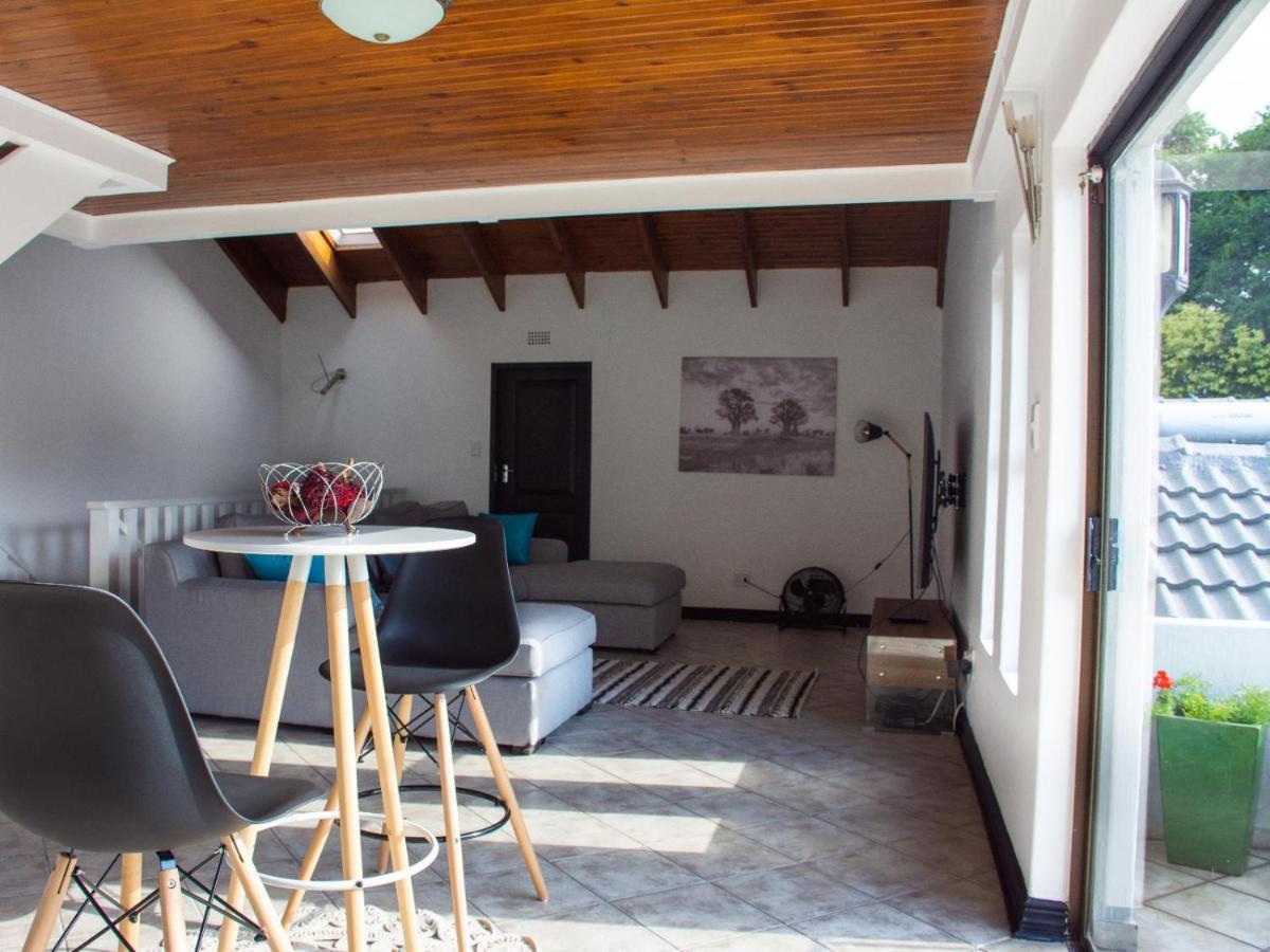 Zwelakho Furnished Apartments The Cube Johannesburg Dış mekan fotoğraf